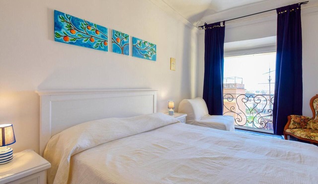 Amazing apartment in Genova with WiFi