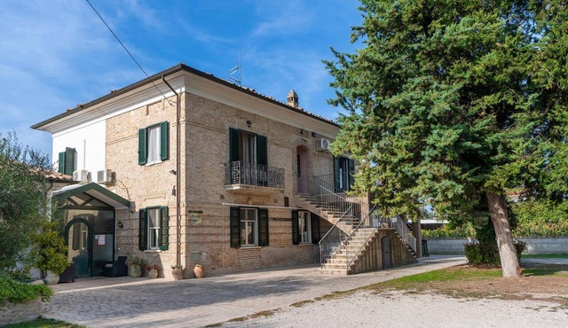 Amazing apartment in Miglianico with WiFi
