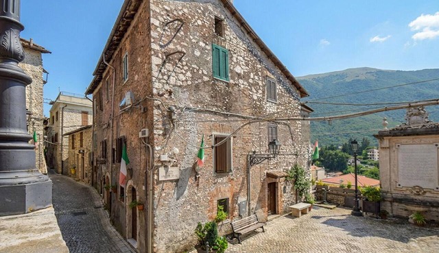 Amazing home in Carpineto Romano