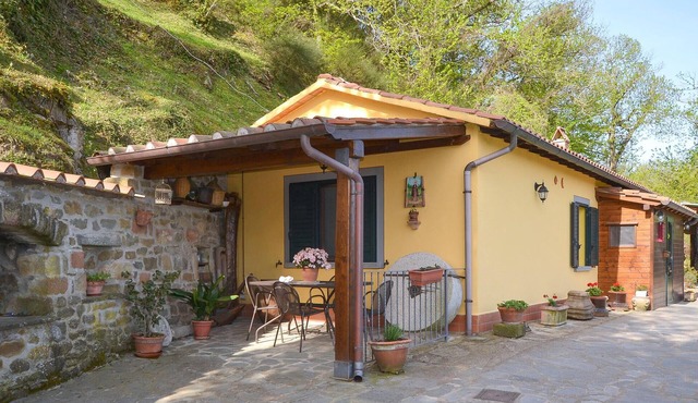 Amazing home in Cortona