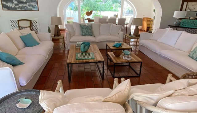 AMAZING MEDITERRANEAN VILLA WITH EXCLUSIVE ACCESS TO PRIVATE BEACH