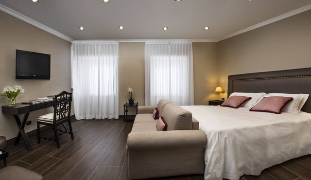 Ambasciatori Place Hotel
