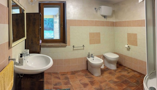 An oasis of peace with a view of al Lago Trasimeno.
