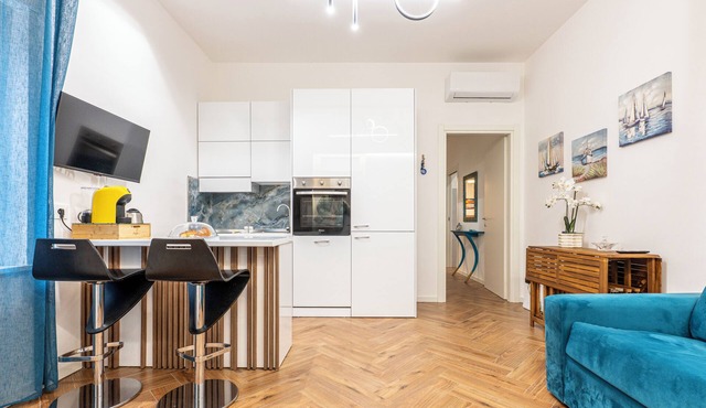 Apartment near the center and the sea, cozy for families and copies