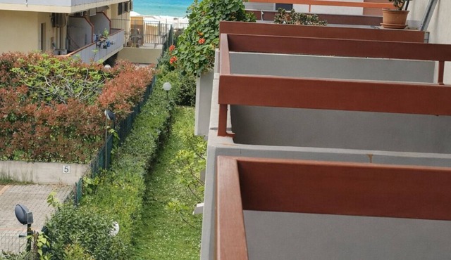Apartment 50m from the beach | 7 guests | terrace & bike path
