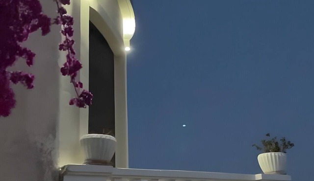 Apartment 'A' with Sea View, Private Terrace and Wi-Fi