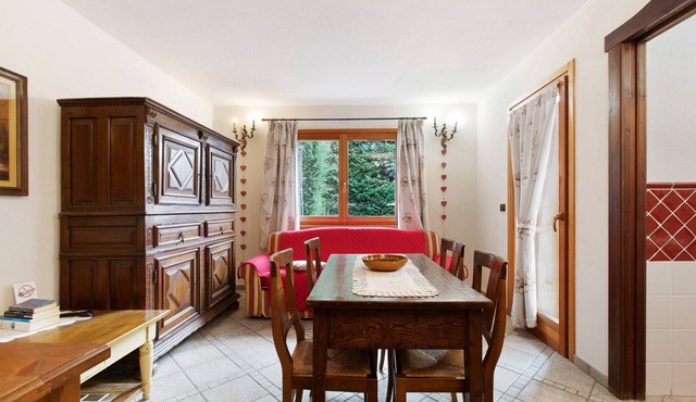 Apartment 'Bilocale 4' with Mountain View, Shared Terrace, and Wi-Fi