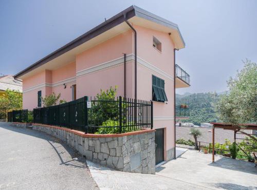 Apartment Il Caprifoglio by Interhome