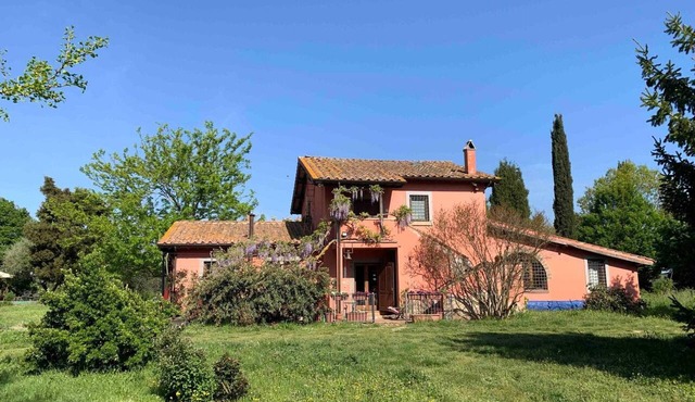 Apartment 'La Casa Di Francesco' with Private Pool, Private Terrace and Wi-Fi