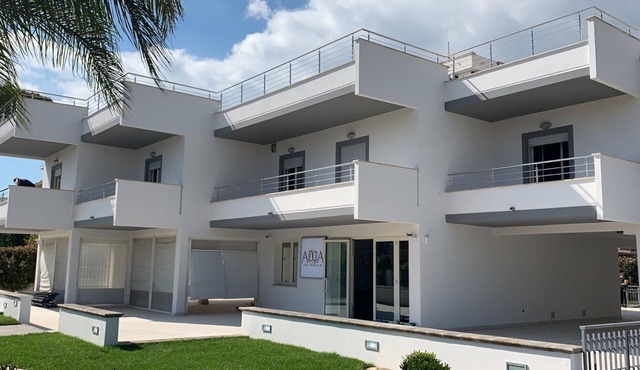 APARTMENT TERRACINA NEAR SEA