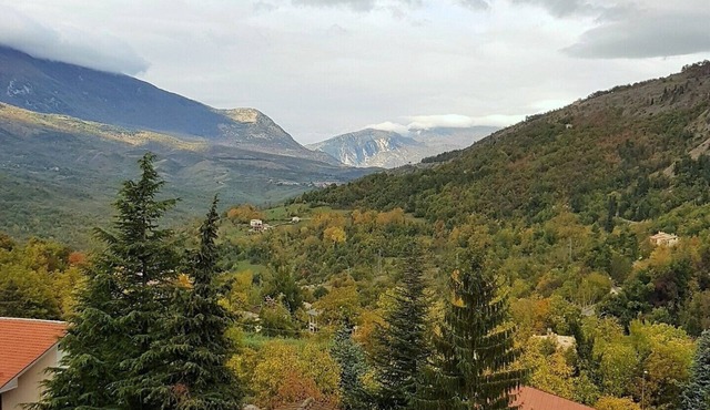 Apartment with fireplace and view of the Orfento Valley