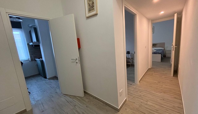 Apartment10 with Balcony NEW 15min from Duomo-Linate