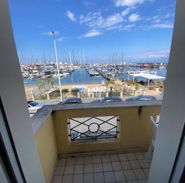 Appartamento l'affaccio sul porto di Vibo marina