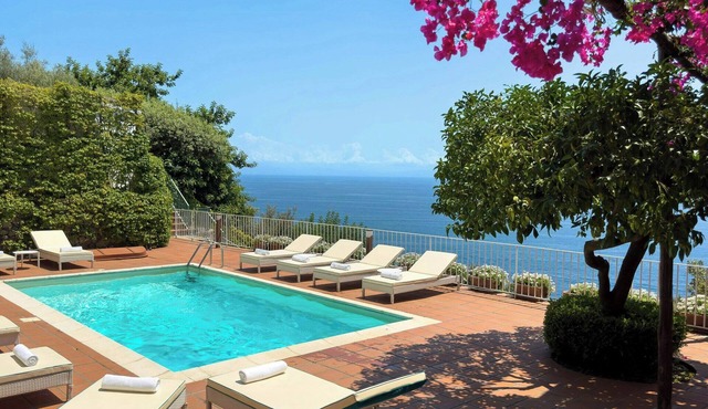 Art villa with pool on Amalfi Coast