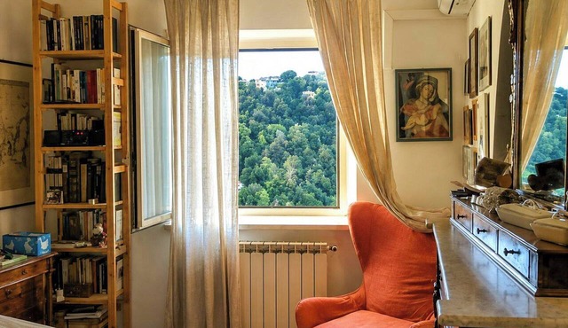Artist's home in old town in Lazio