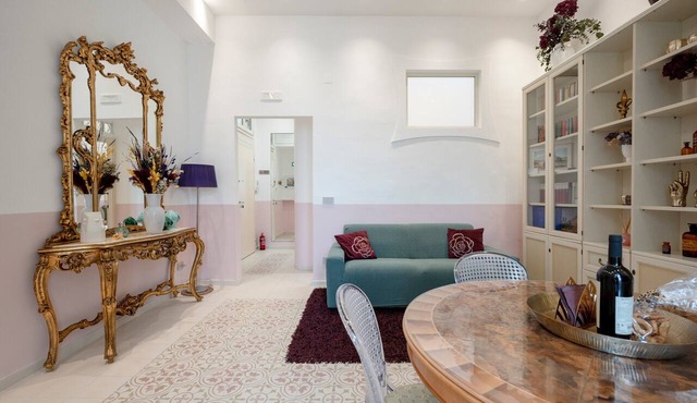 At Home – Luxury Apartment in Bari