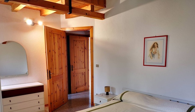 attic apartment, warm and welcoming, for relaxing or dynamic holidays