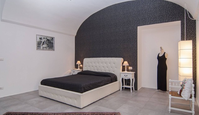 B&B Turin Très Chic. In the historic center with its own entrance