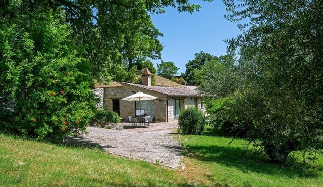 Beautiful apartment for 6 guests with A/C, pool, WIFI, TV, panoramic view and parking