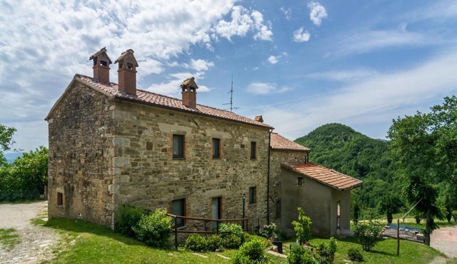 Beautiful Apartment in Sestino with Garden