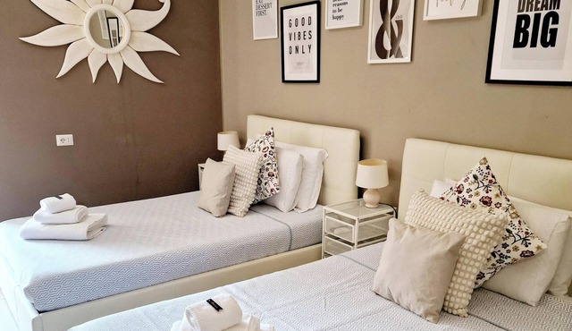 Beautiful apartment recently renovated and complete with everything