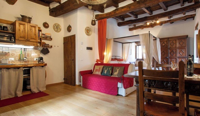 Beautiful apartment for 4 people with WIFI, TV, patio and pets allowed