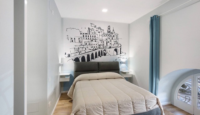 Blue Dream Suites – Atrani Room with Wi-Fi and Air Conditioning