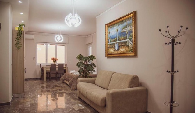 Campania Apartment Pompei Luxury - 150m dalla stazione - 5km da Pompei