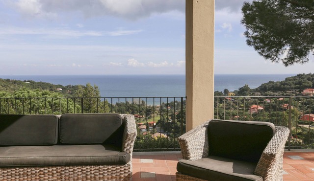 Capoliveri - Prestigious villa with swimming pool overlooking the sea