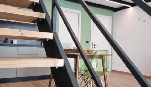 Carob Apartments - Roots
