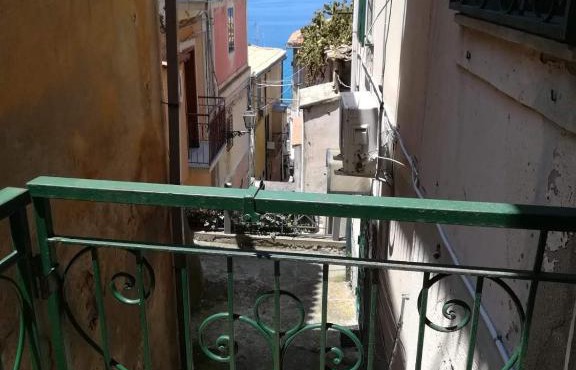 Casa di Greta "Pizzo Centro Storico"