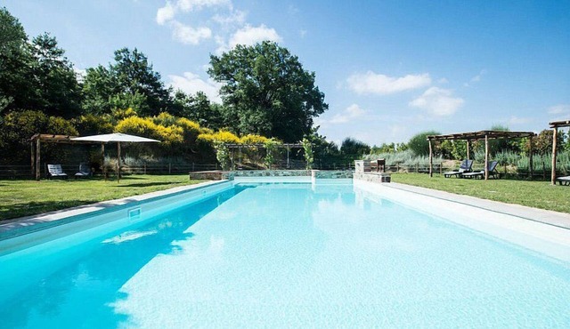 Casa Dracena D: A welcoming two-story apartment situated in the heart of the Tuscan countryside, with Free WI-FI.