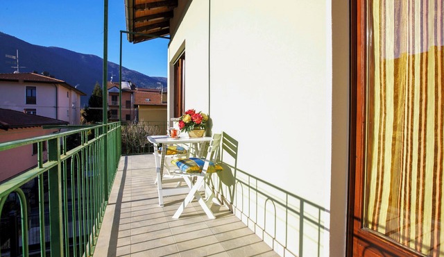 Casa Elisa by Lago Reisen