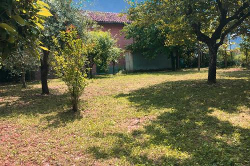 Casa Frutteto Private Garden in Monferrato