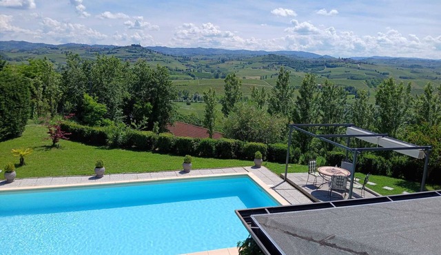 Casa San Rocco-piscina con vista sulle colline