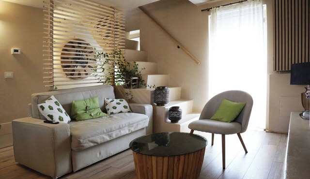 Casa Sant'Angelo, in the city center: style, tranquility, and privacy