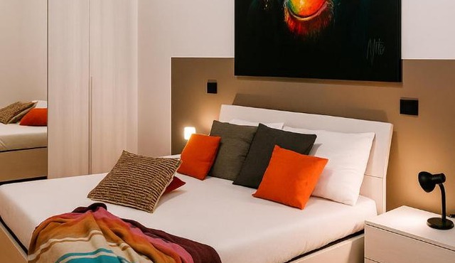 Casa vivace in centro Torino by Turin House Collection