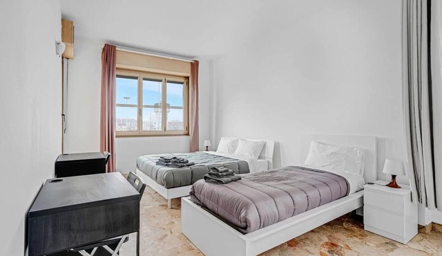 CAV9 Large Apartment with Panoramic View