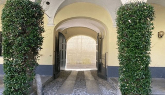 Center One - Spacious Loft in Historic Center - TV 75" WiFi - Cinelli Apartment