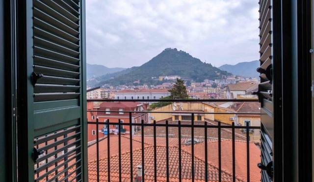 Central View Apartment