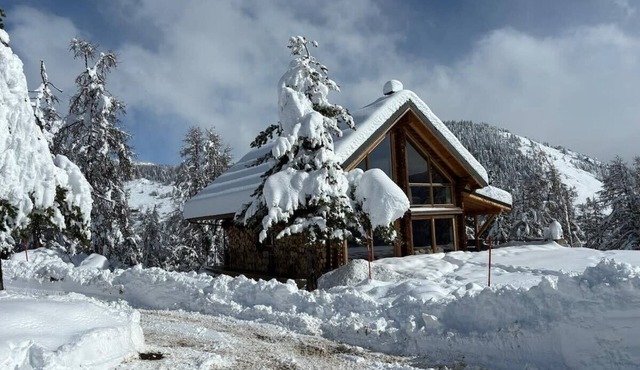Charmant & confortable chalet 6 à 10 pers alt 1600 m in Roubion