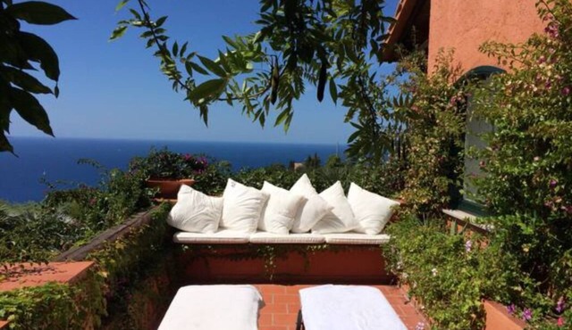 Charming & Stylish Property with a Marvellous view over the sea!