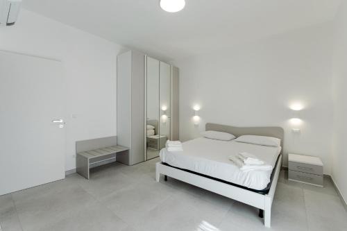 CLOSea House renovated with quality materials