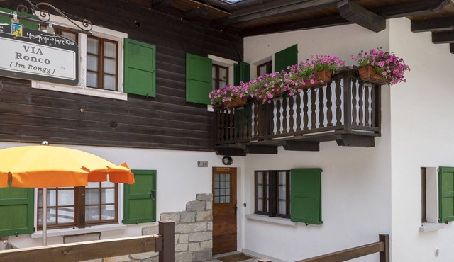 Cosy apartment for 6 guests with TV, balcony, pets allowed and panoramic view