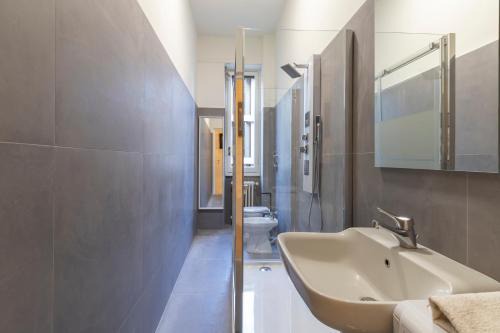 Cozy Apartment close Duomo Crocetta M3