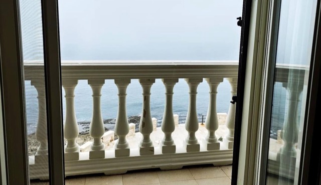 Deluxe Double Room with Balcony and Sea View