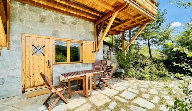 Gîte Studio With Terrace Close To The City! in Briançon