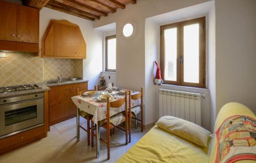 Gorgeous Apartment In Monterotondo Marittimo