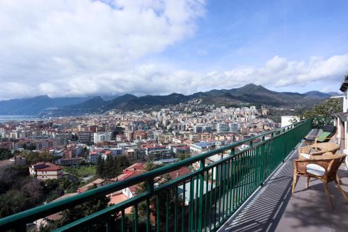 GuestHost - Dimora Alta Vista - Seaview & Parking