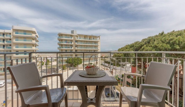 GuestHost - Lido degli Estensi Sea View Apartment